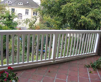 Balkongeländer von der Tischlerei Sturz, Reinbek – Beispiel 3